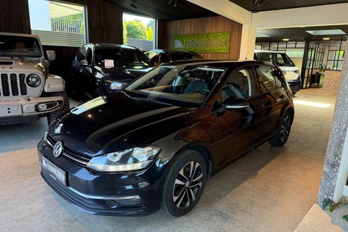 Sort VW Golf VII fra 2019