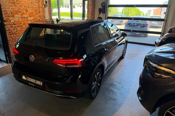 Sort VW Golf VII fra 2019
