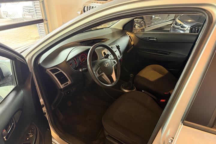 undefined Hyundai i20 fra 2010
