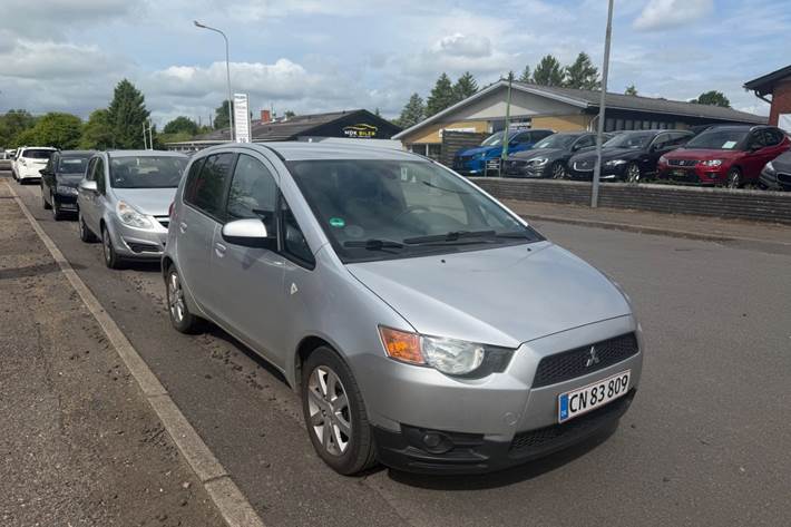 undefined Mitsubishi Colt fra 2011