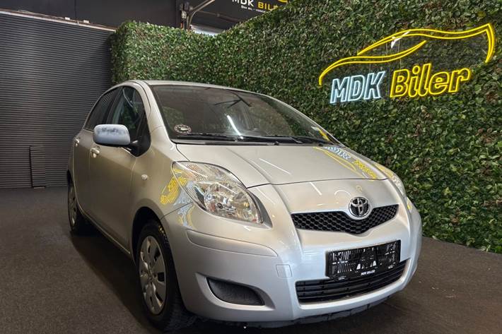undefined Toyota Yaris fra 2010