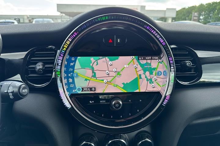 Grå Mini Cooper SE fra 2023