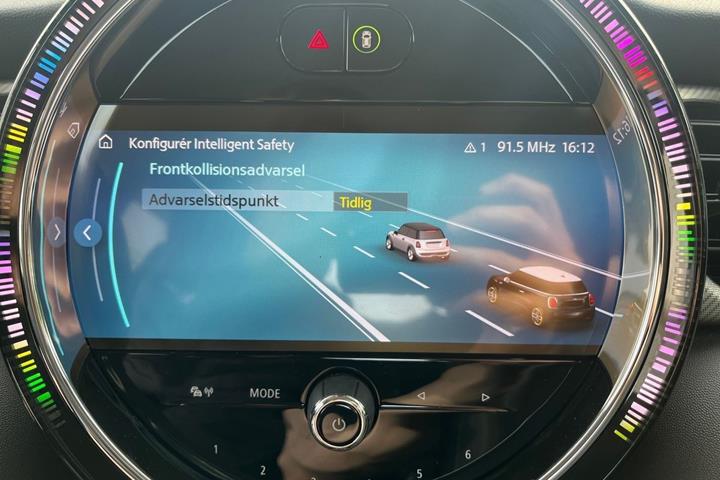 Grå Mini Cooper SE fra 2023