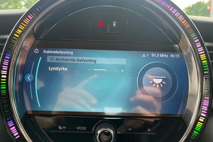 Grå Mini Cooper SE fra 2023
