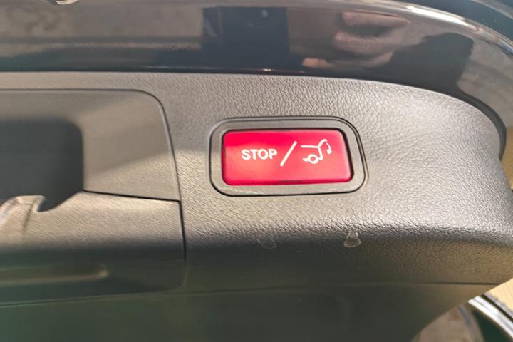 Sort Mercedes EQA250 fra 2023
