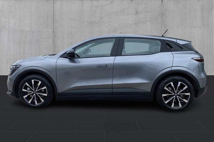 Grå Renault Megane E-Tech fra 2023