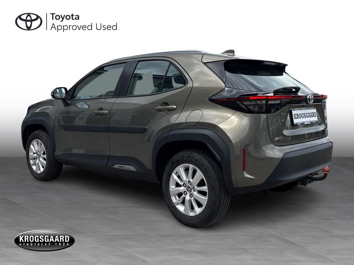 Bronze Toyota Yaris Cross fra 2022
