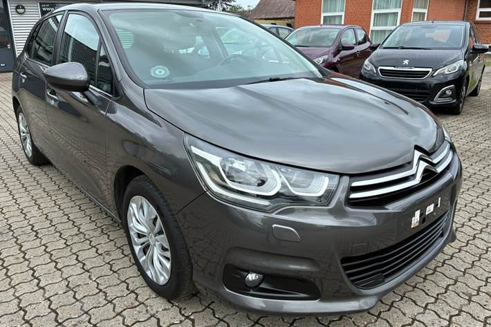 Grå Citroën C4 fra 2018