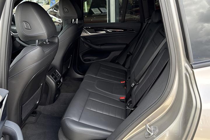 undefined BMW iX3 fra 2022