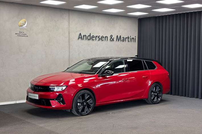 Rød Opel Astra-e fra 2024