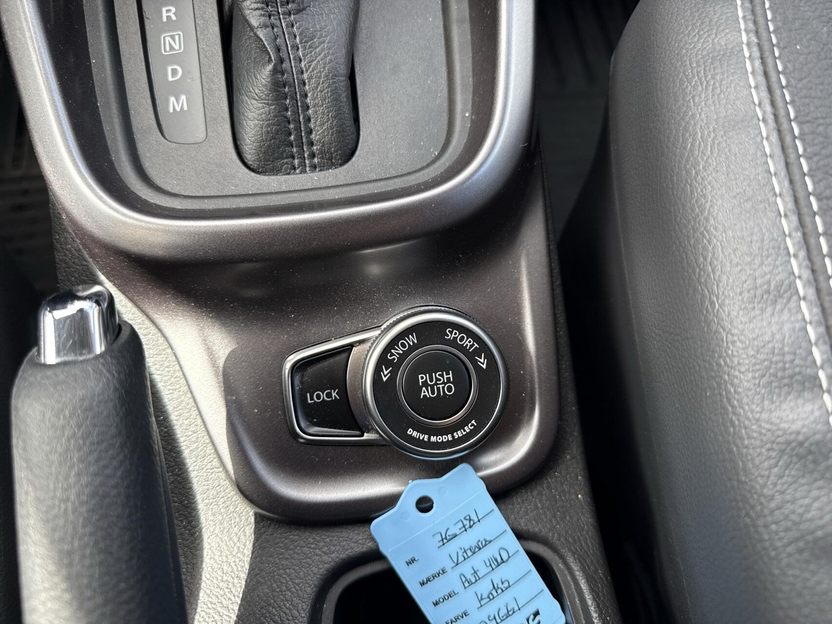 Sort Suzuki Vitara fra 2025