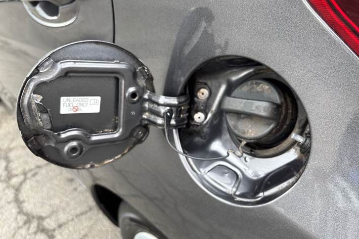 Sort Toyota Yaris fra 2016