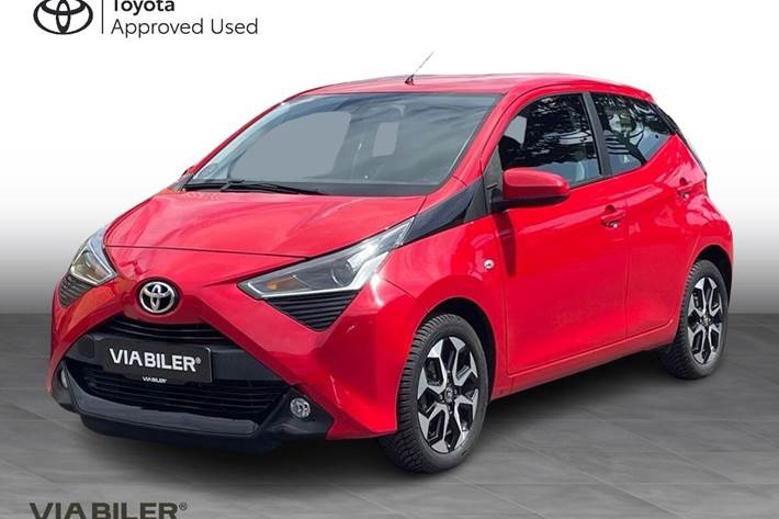 Rød Toyota Aygo fra 2020