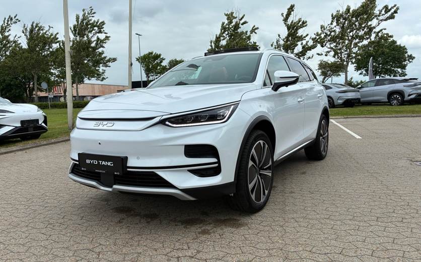 BYD Tang 109 Flagship AWD 7prs