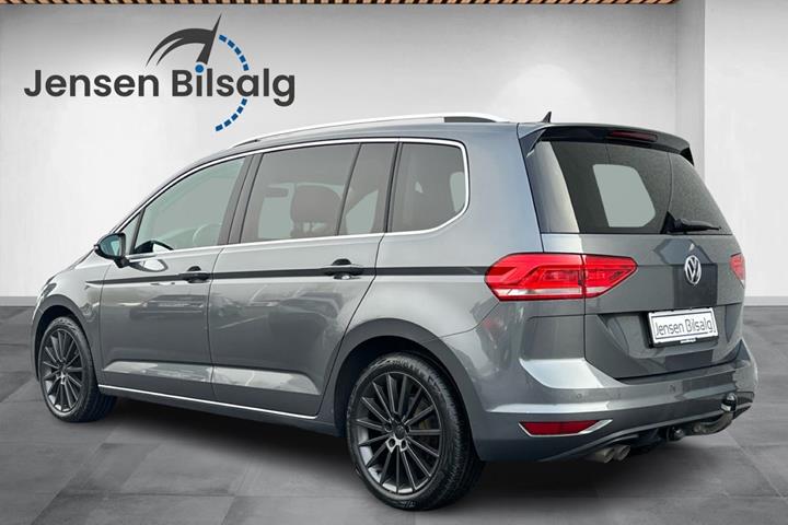 undefined VW Touran fra 2020