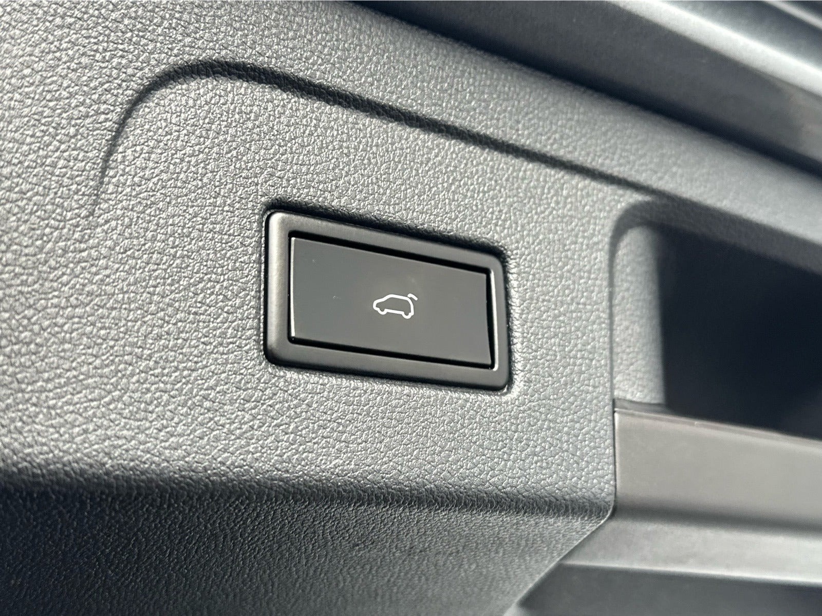 undefined VW Touran fra 2020