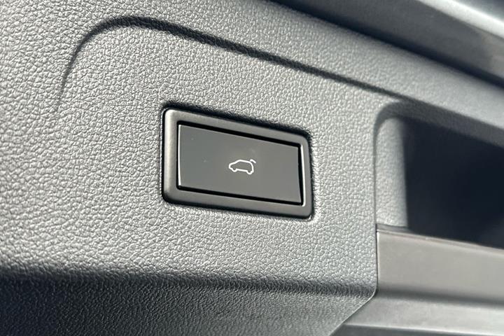 undefined VW Touran fra 2020