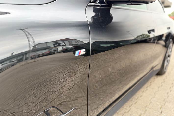 Sort BMW i4 fra 2022