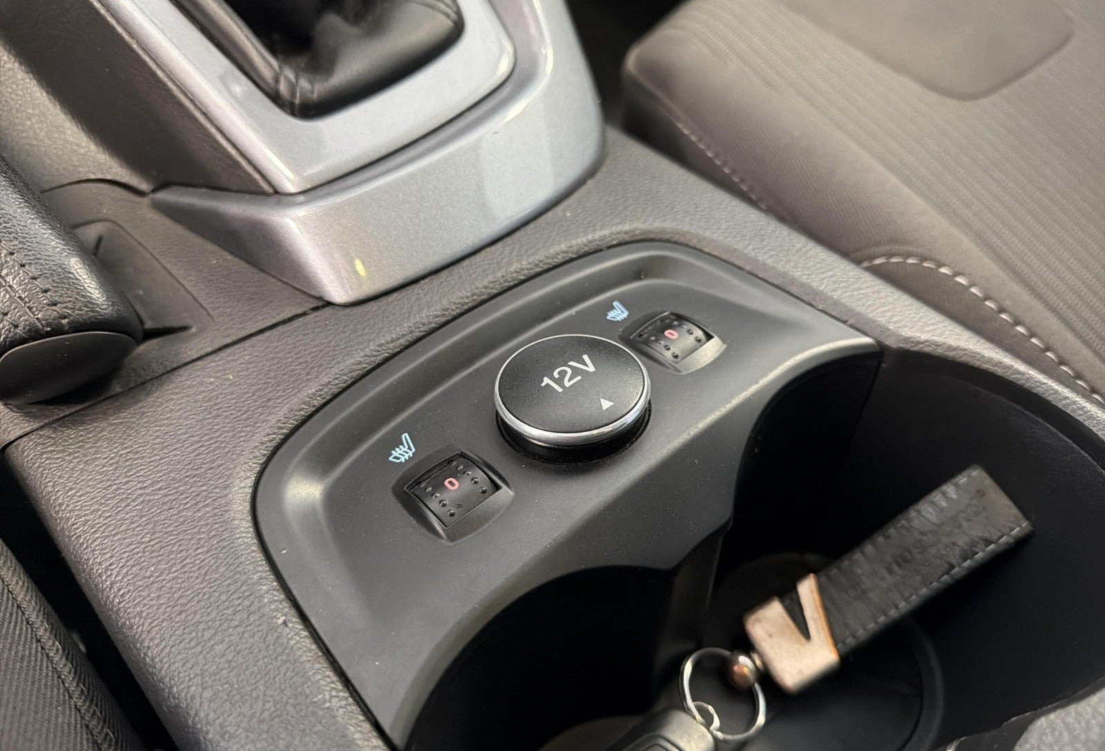 Grå Ford Focus fra 2012