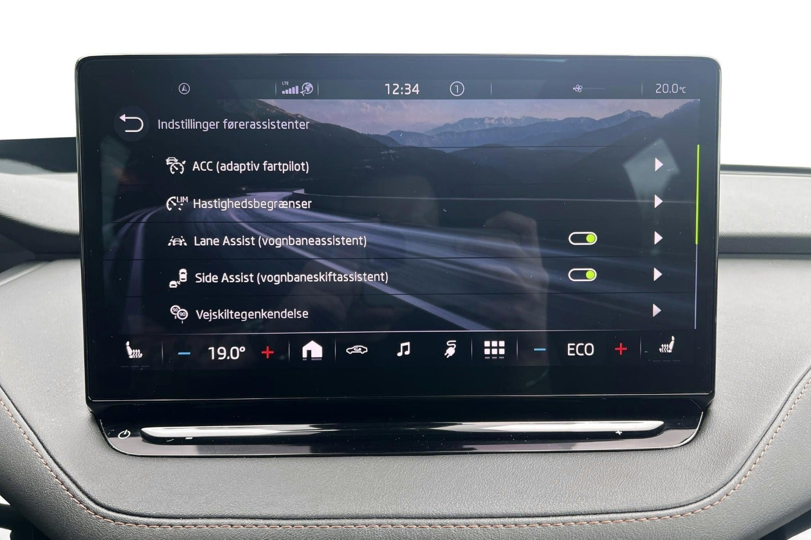 Sølv Skoda Enyaq fra 2021