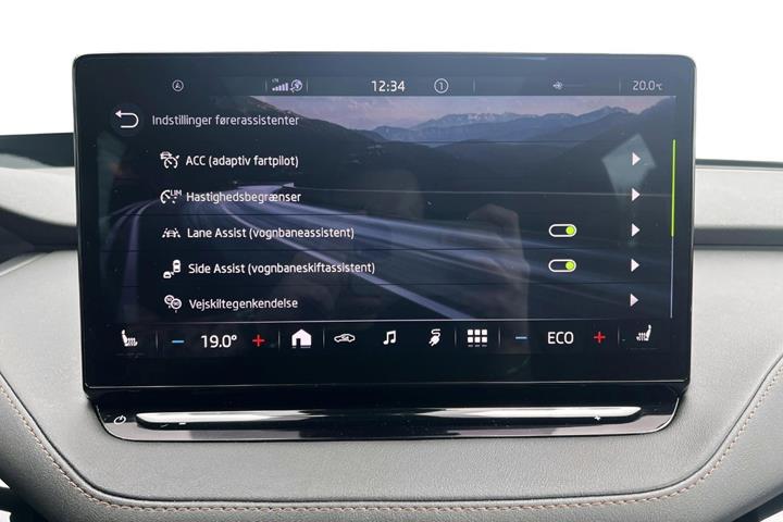 Sølv Skoda Enyaq fra 2021