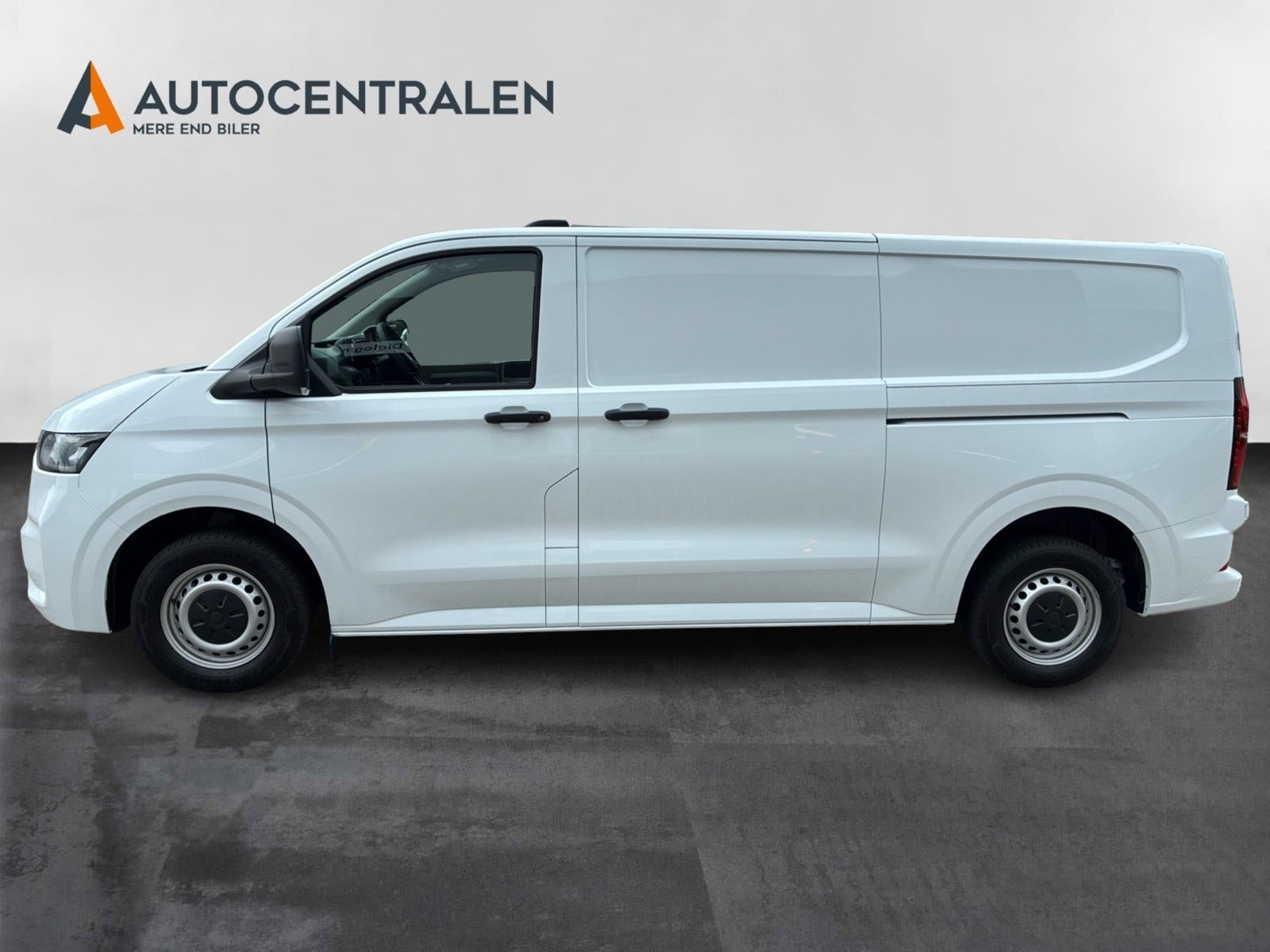 Hvid VW e-Transporter fra 2025