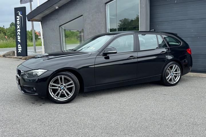 Sort BMW 320d fra 2017