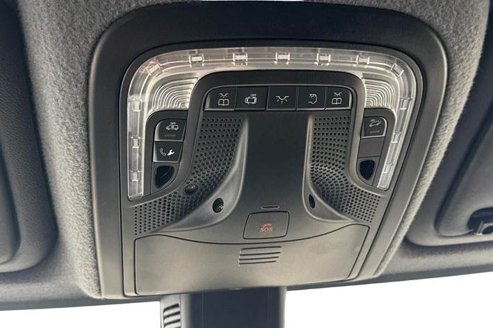 Grå Mercedes Sprinter 317 fra 2022