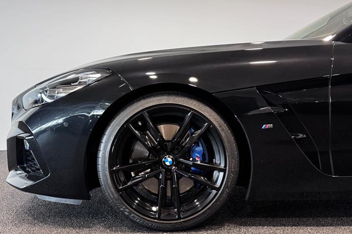 Sort BMW Z4 fra 2022