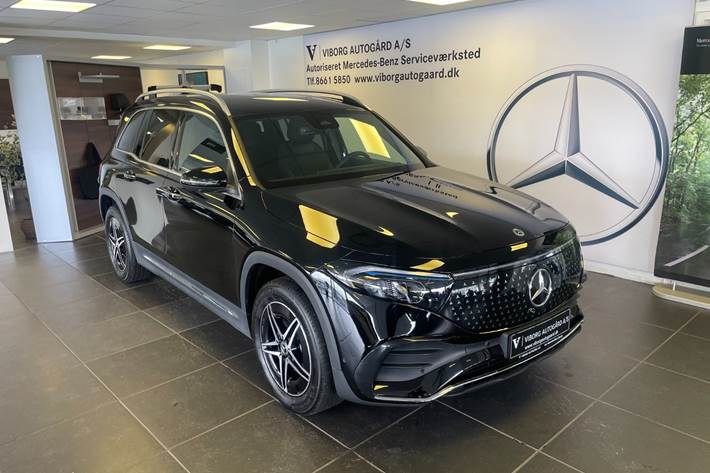 Sort Mercedes EQB250+ fra 2025