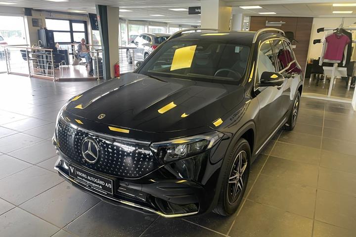 Sort Mercedes EQB250+ fra 2025