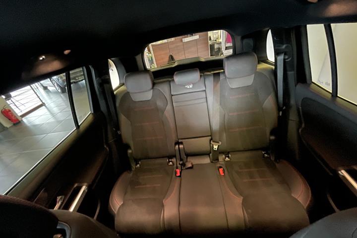Sort Mercedes EQB250+ fra 2025
