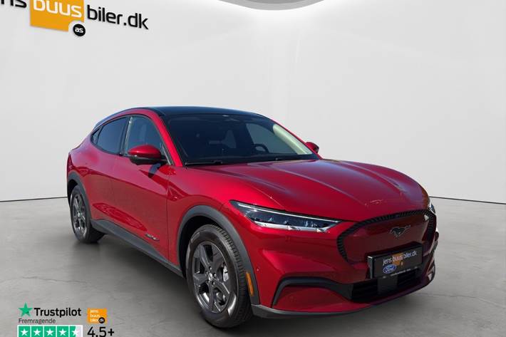 Rød Ford Mustang Mach-E fra 2022