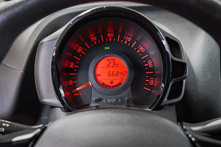 Grå Citroën C1 fra 2019