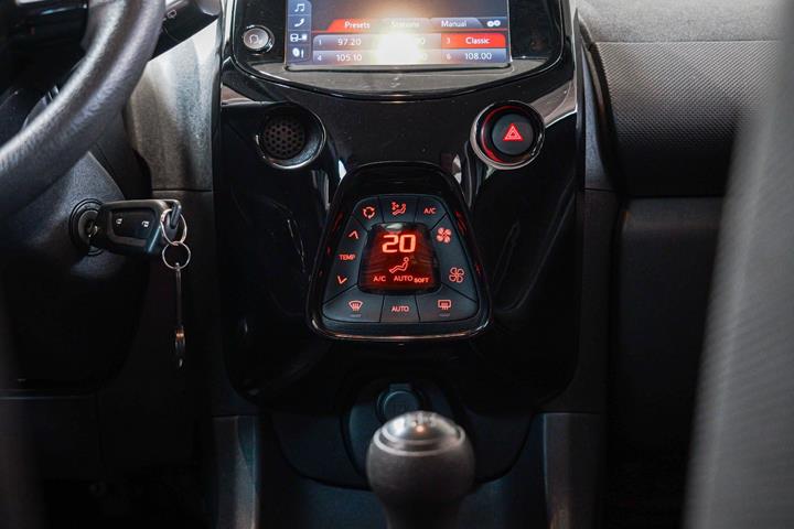 Grå Citroën C1 fra 2019