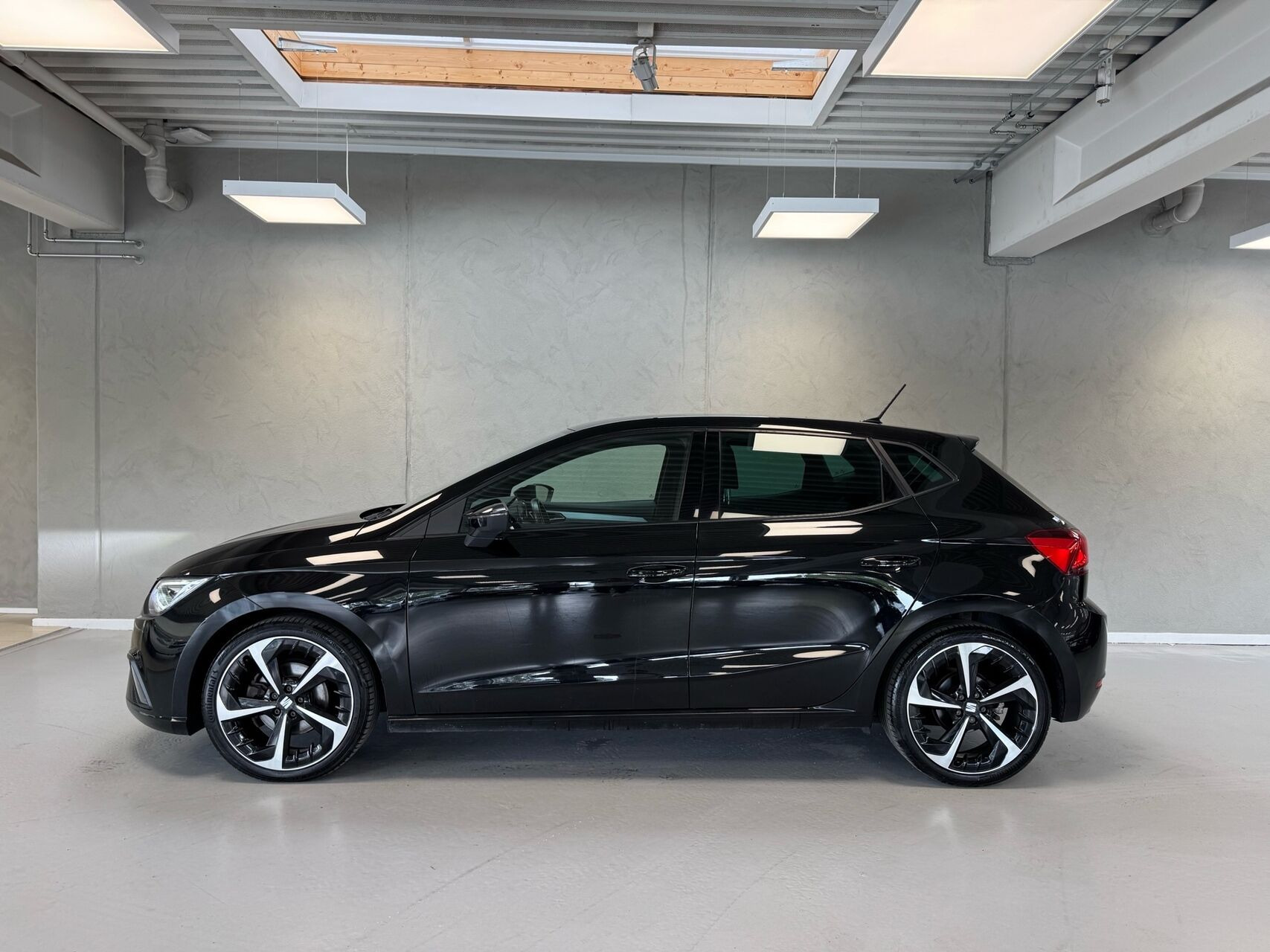 Sort Seat Ibiza fra 2023