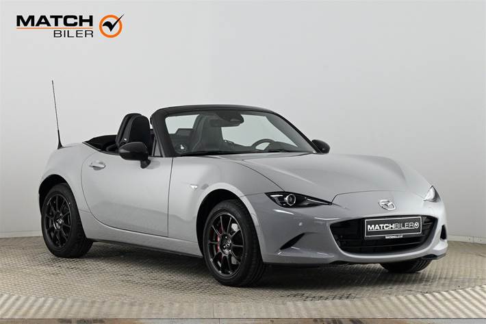 Grå Mazda MX-5 fra 2025 set udefra