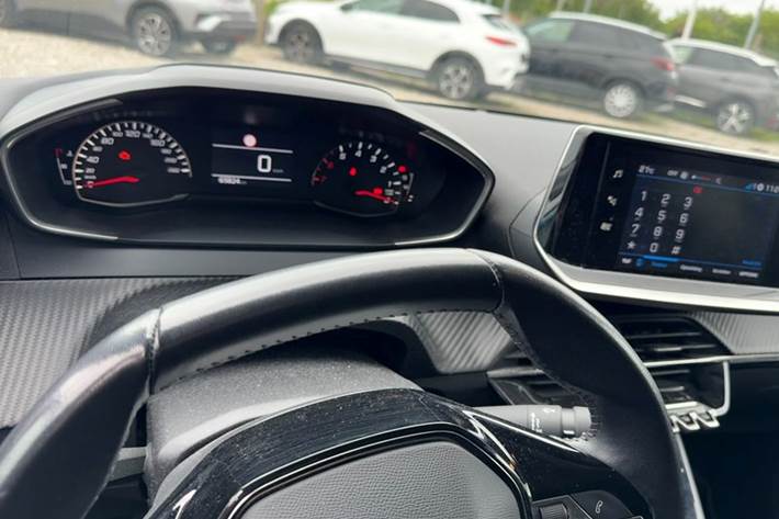 undefined Peugeot 208 fra 2021