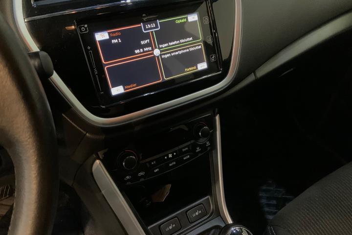 Hvid Suzuki S-Cross fra 2018