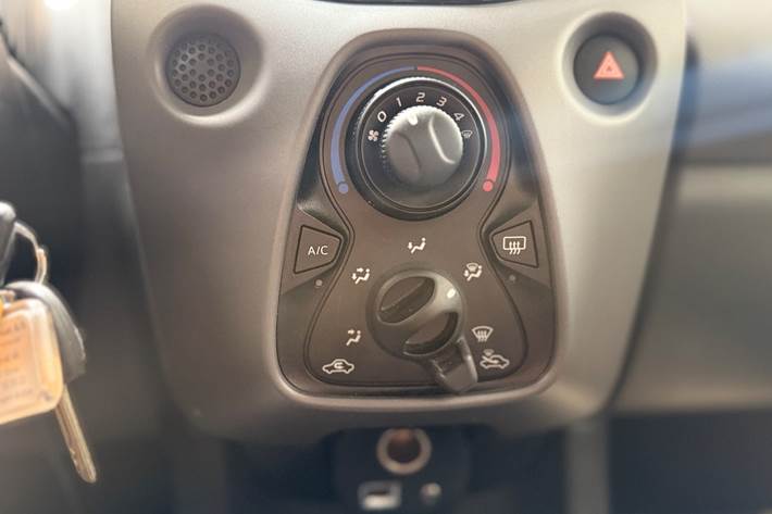 undefined Peugeot 108 fra 2021