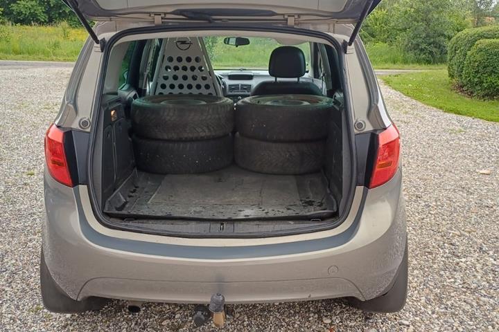 undefined Opel Meriva fra 2011