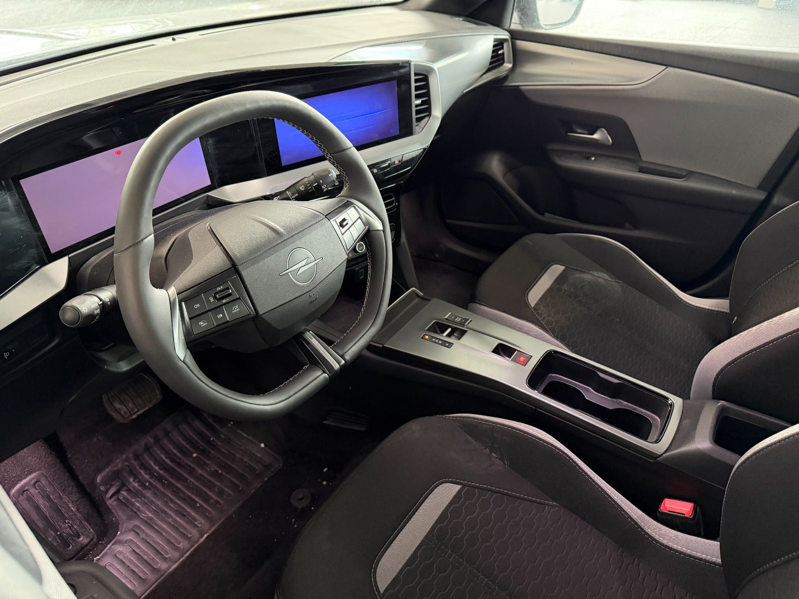 Sort Opel Mokka-e fra 2024