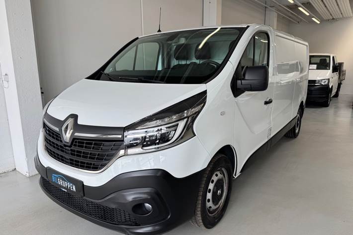 Hvid Renault Trafic T29 fra 2019