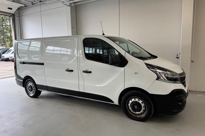 Hvid Renault Trafic T29 fra 2019