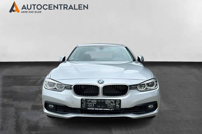undefined BMW 330e fra 2018