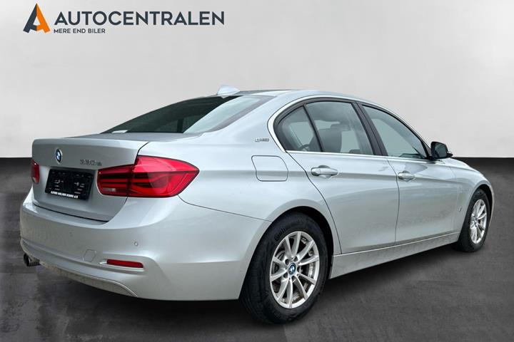 undefined BMW 330e fra 2018