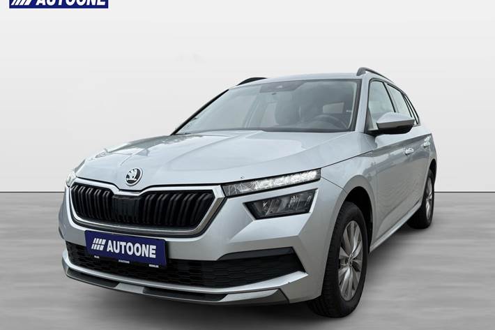 Sølv Skoda Kamiq fra 2021 set udefra