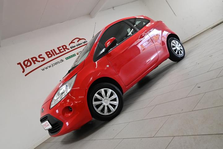 Rød Ford Ka fra 2014