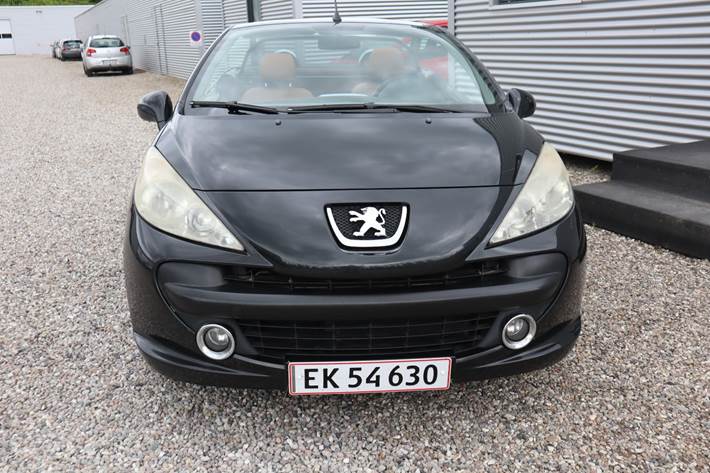 Sort Peugeot 207 fra 2007