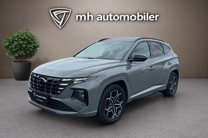 Grå Hyundai Tucson fra 2022
